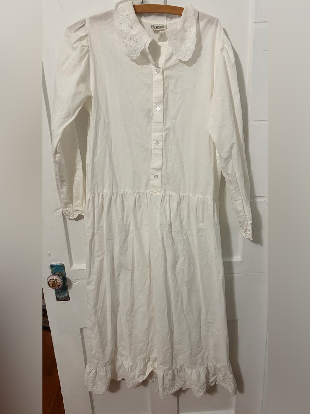 Vermont country store White Eyelet Collar Long Button-Front